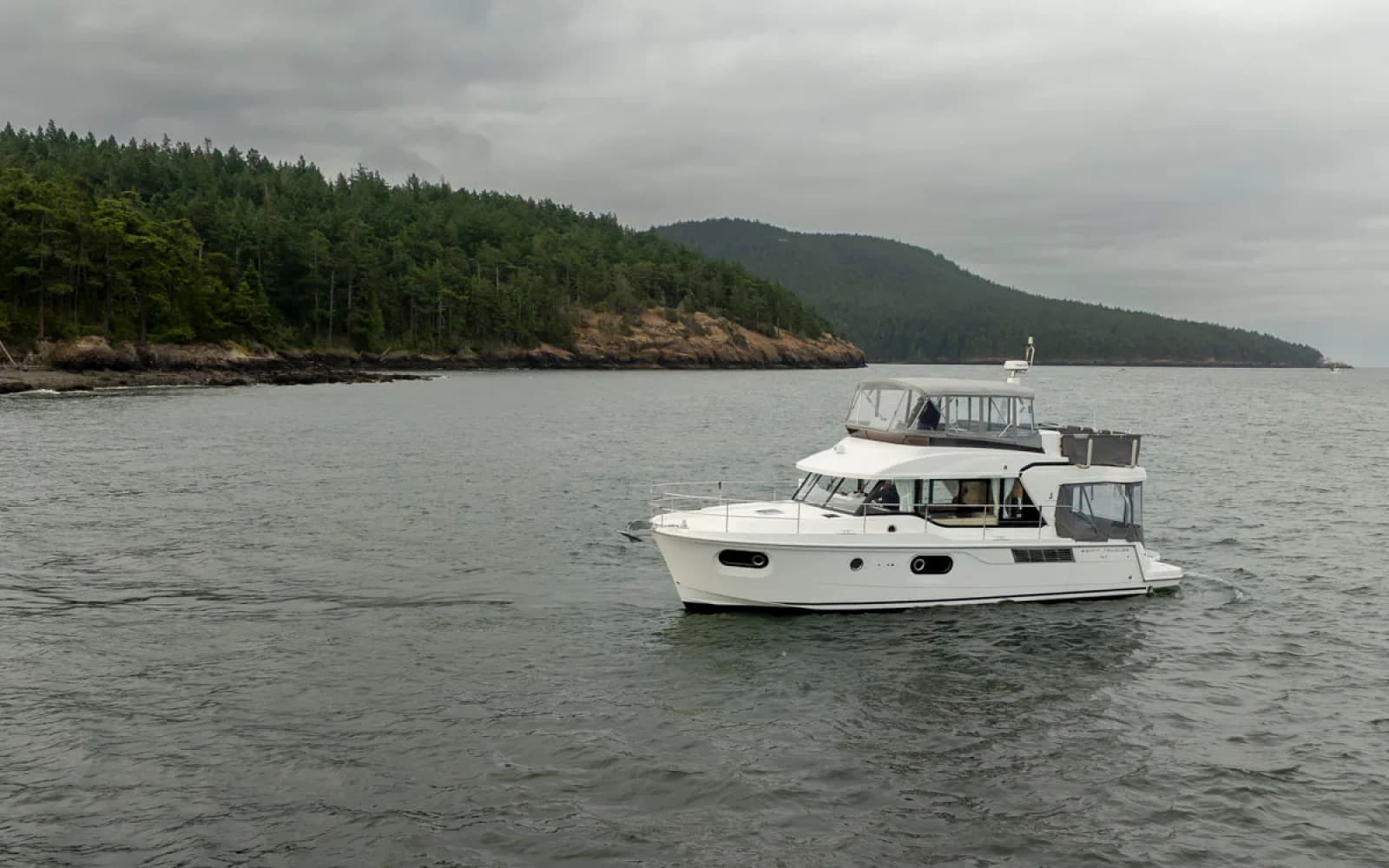 2022 Beneteau Swift Trawler 41