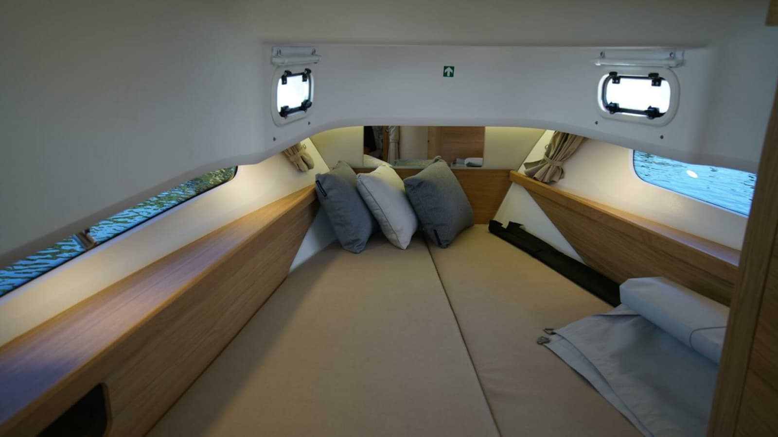 2025 Nimbus Tender 11