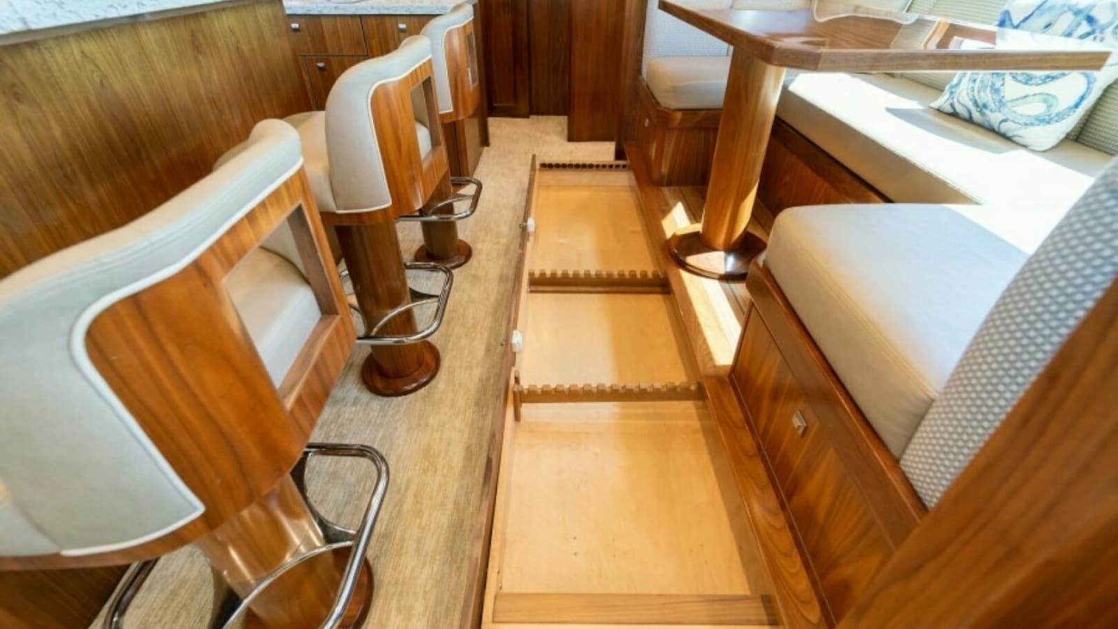 2018 Viking 72 Convertible - Wrapped Up
