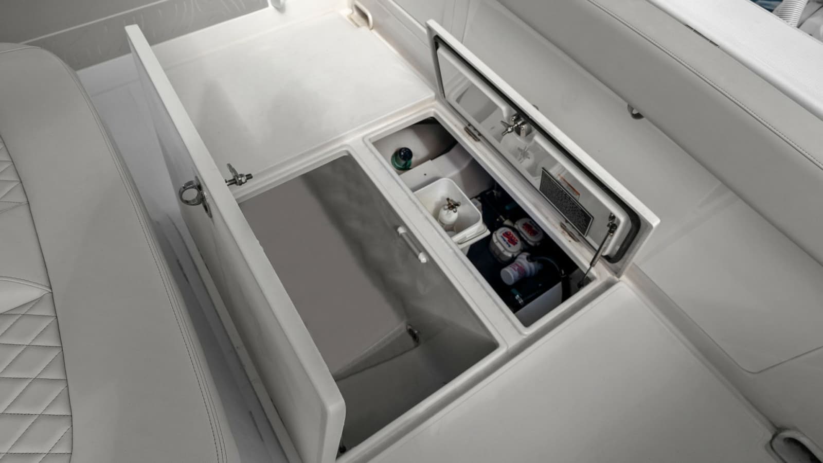 Cockpit Storage and Refrigeration