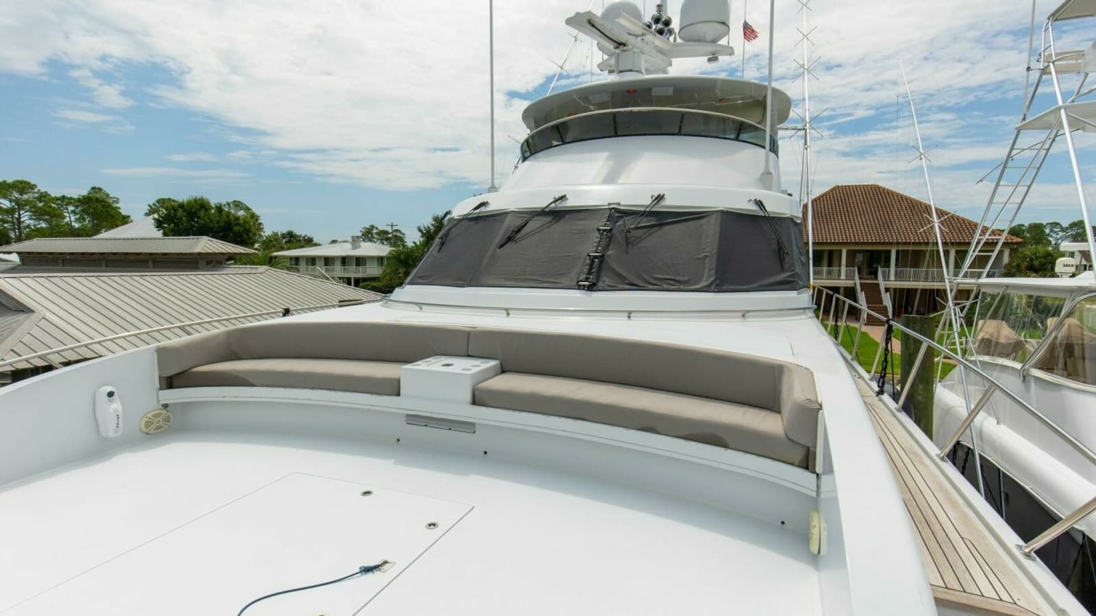 1989 116' Feadship "Boss"- Bow Seating