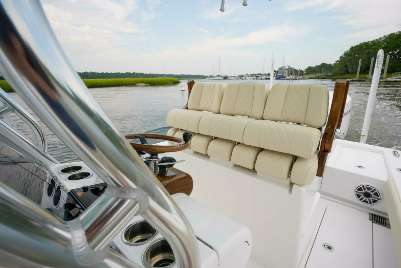 2025 Valhalla Boatworks V-28 Bay