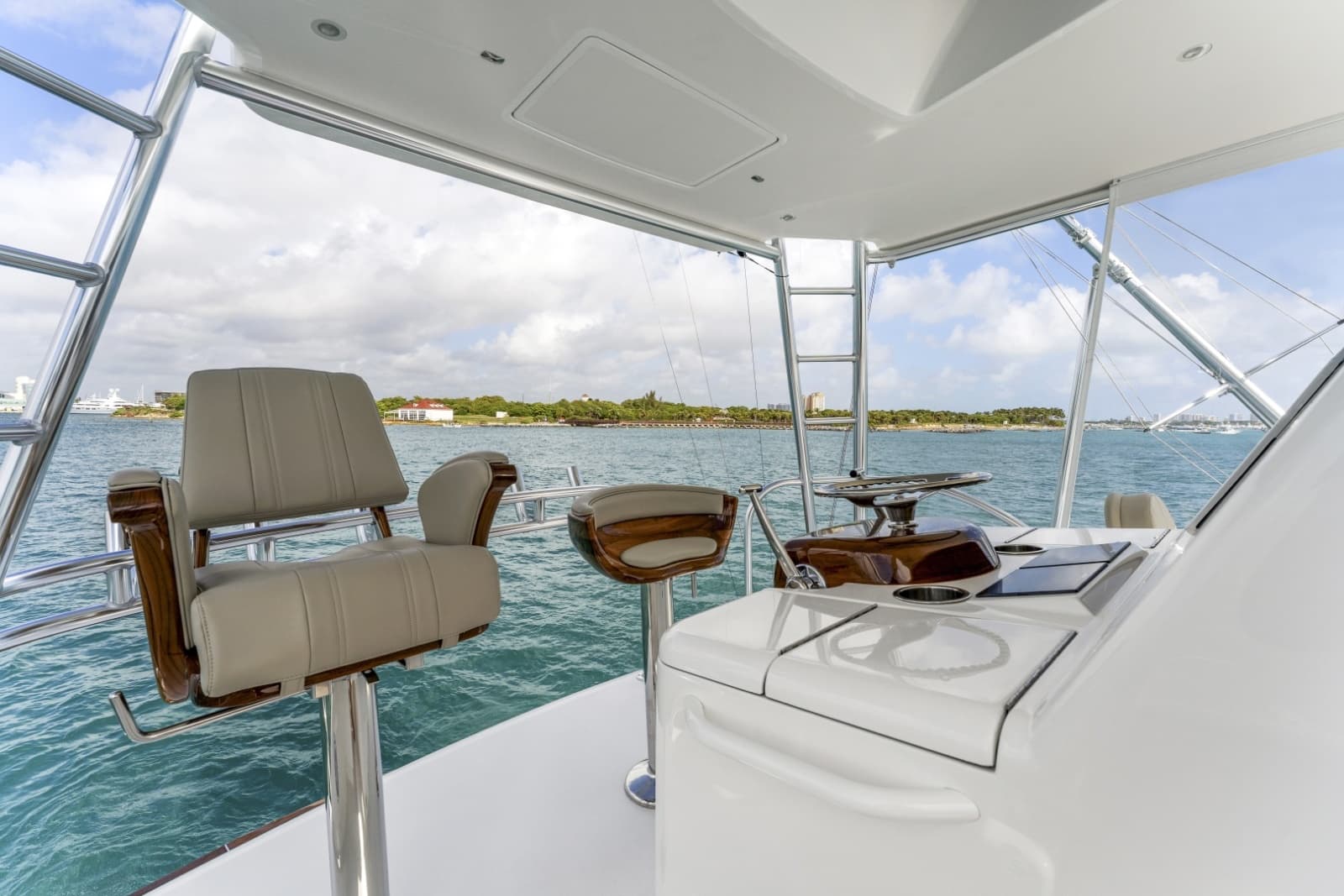2027 Viking 50 Billfish