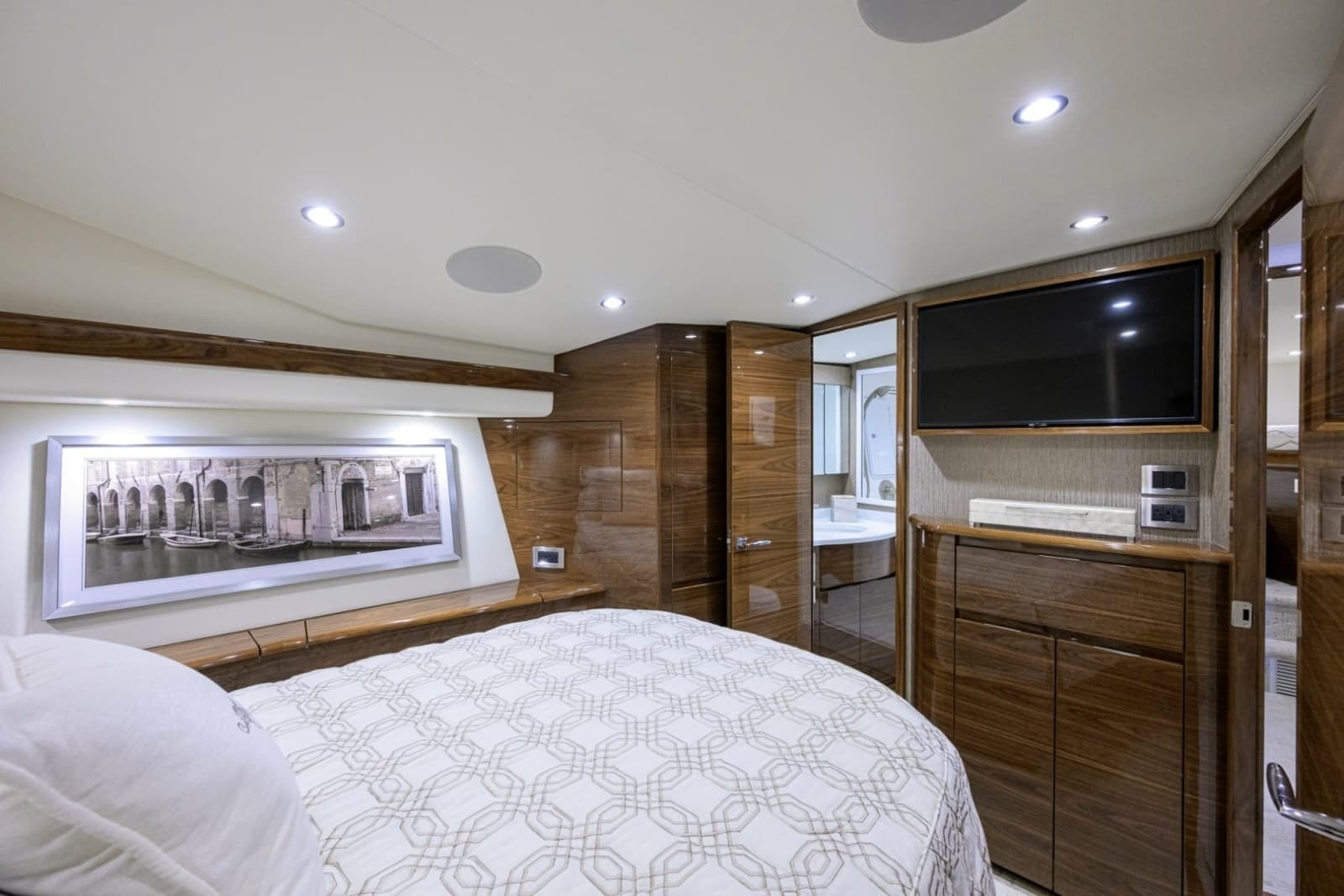 Viking 54 - Dog House - Master Stateroom