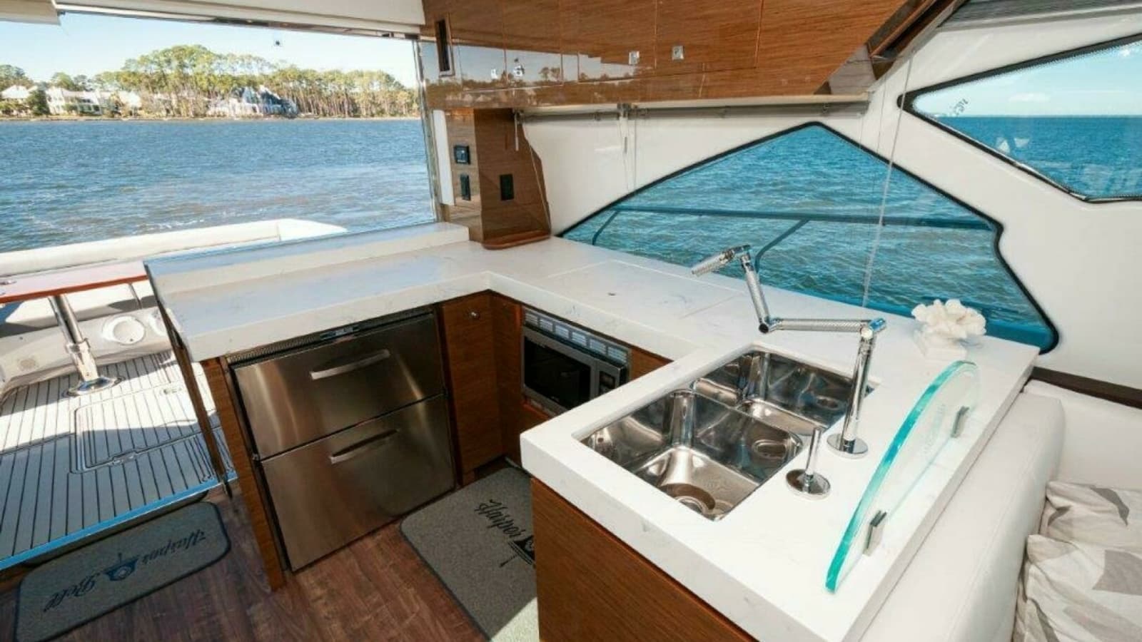 2020 Cruisers Yachts- HARPER BELL- Galley 3
