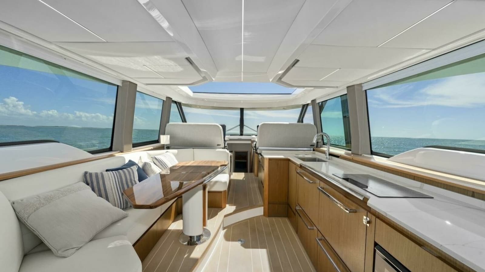 2023 Tiara Yachts EX 60