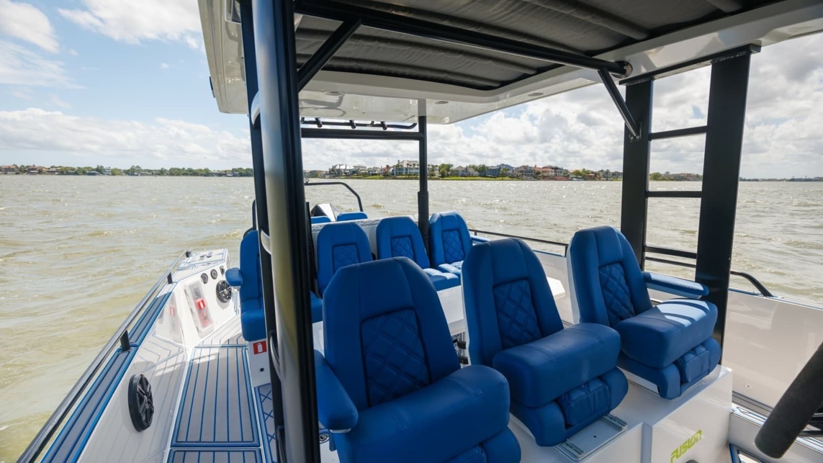 2019 Axopar 37 Sun Top