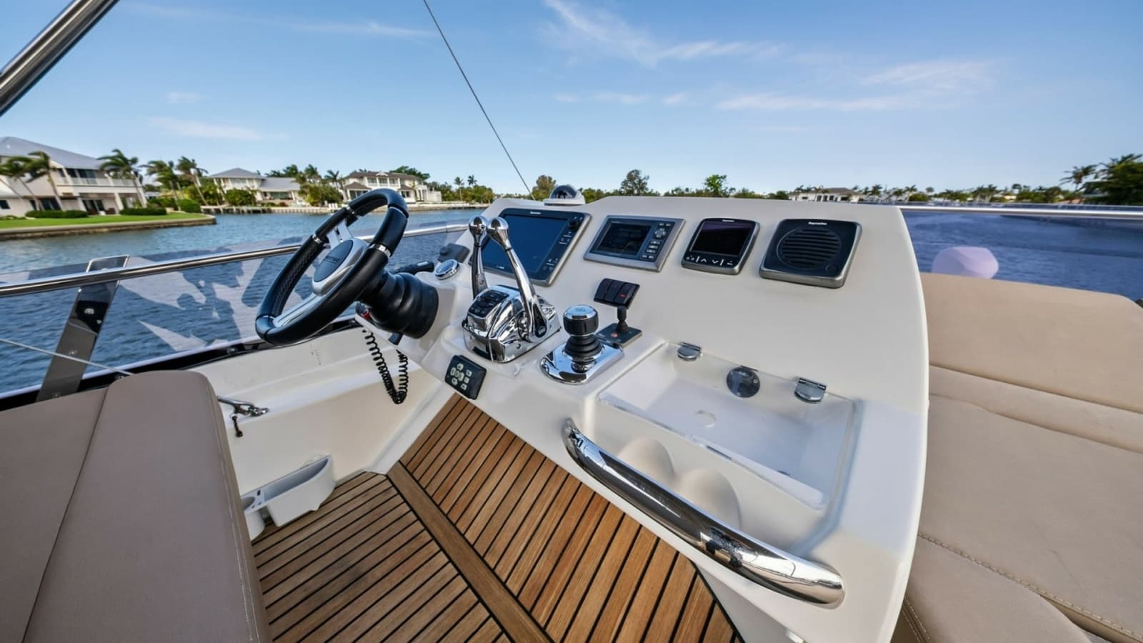 2015 Prestige 550 'Legacy'