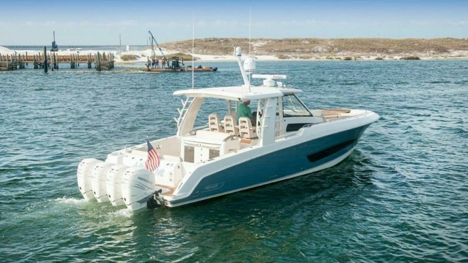 2018 42 Boston Whaler 420 Outrage The Tyder II Engines (3)