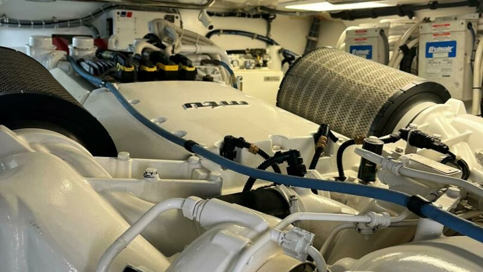 2008 77 Enclosed Bridge "Desperado"-Engine Room