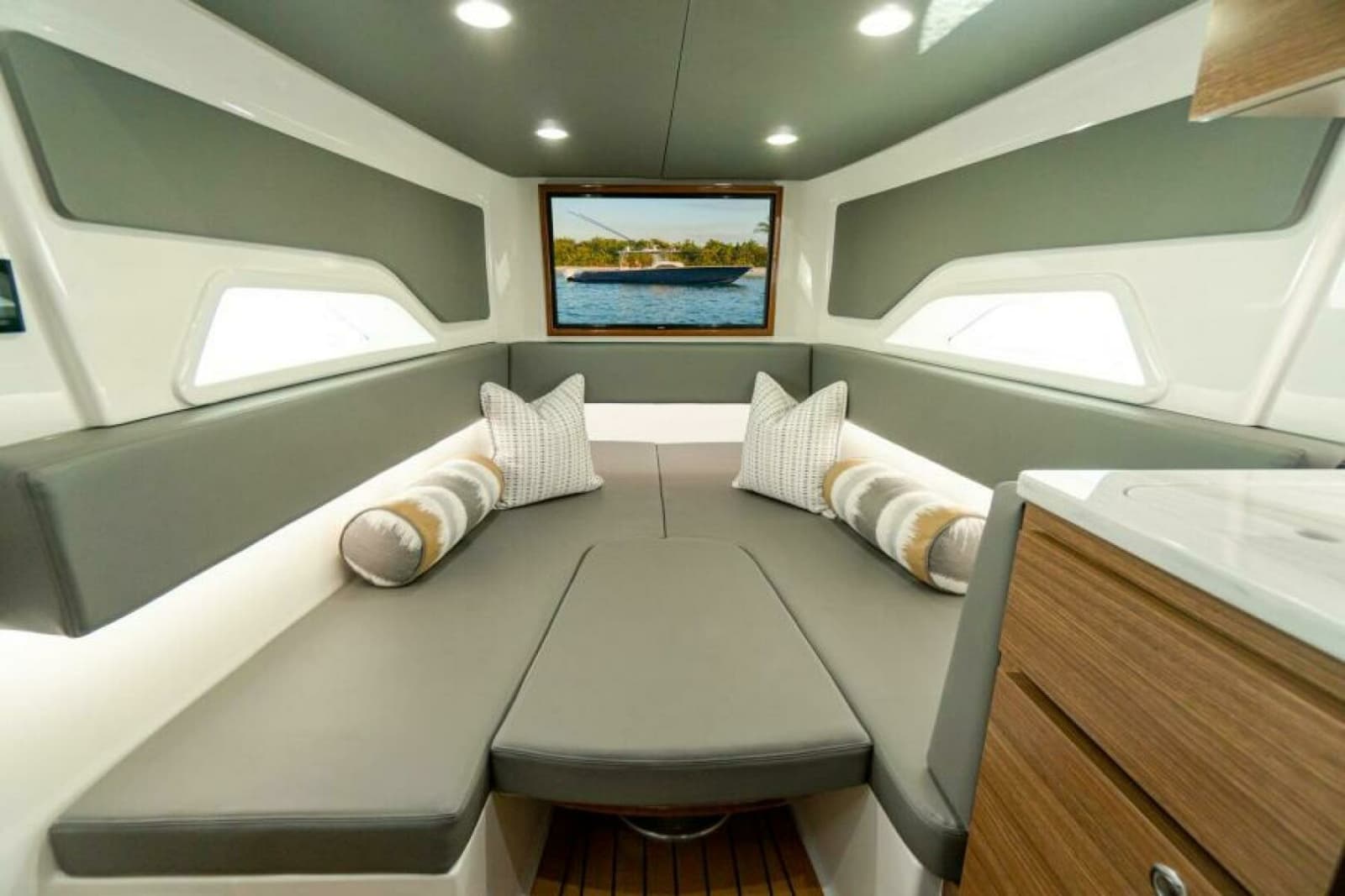 2026 Valhalla Boatworks V-46