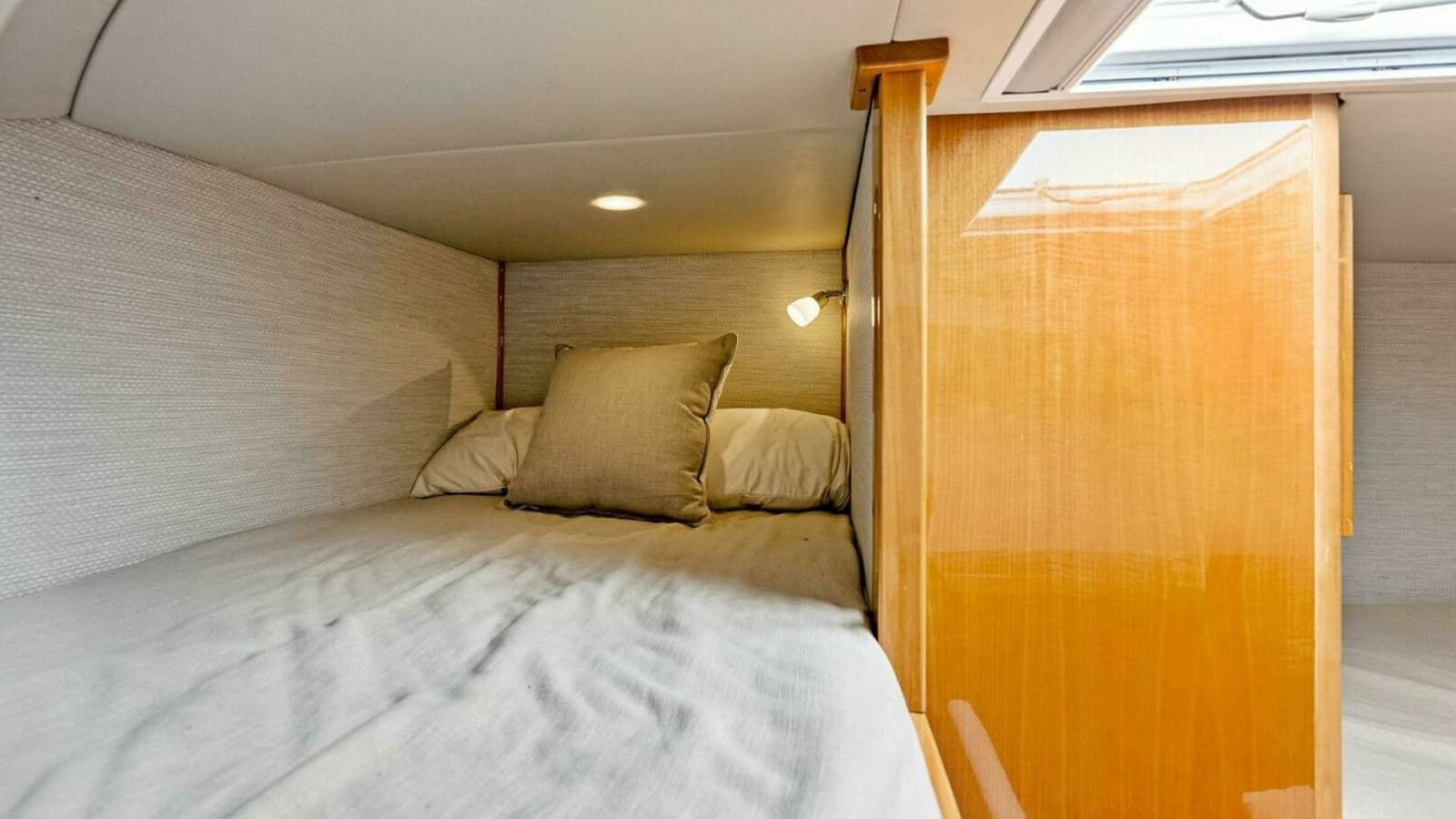 2020 Calcutta 480 Catamaran