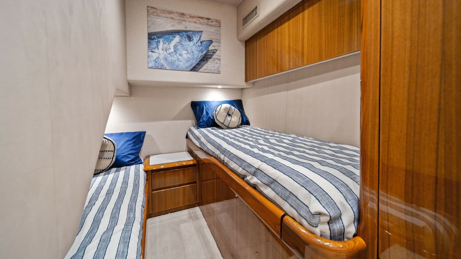 Guest Stateroom with Twin Berths