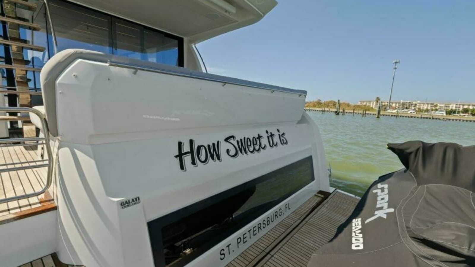 2022 59 Prestige Flybridge - How Sweet It Its - Swim Platform