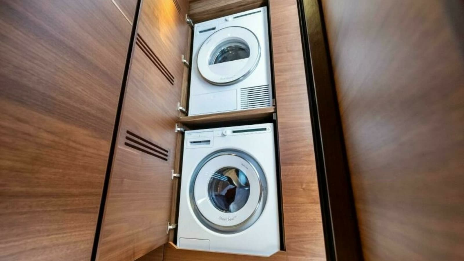 2024 Princess Y72 Motor Yacht