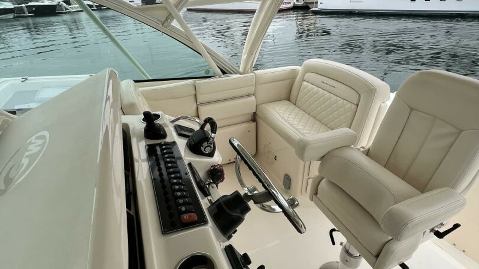 2018 Grady-White 370 Express "Be Chumming"