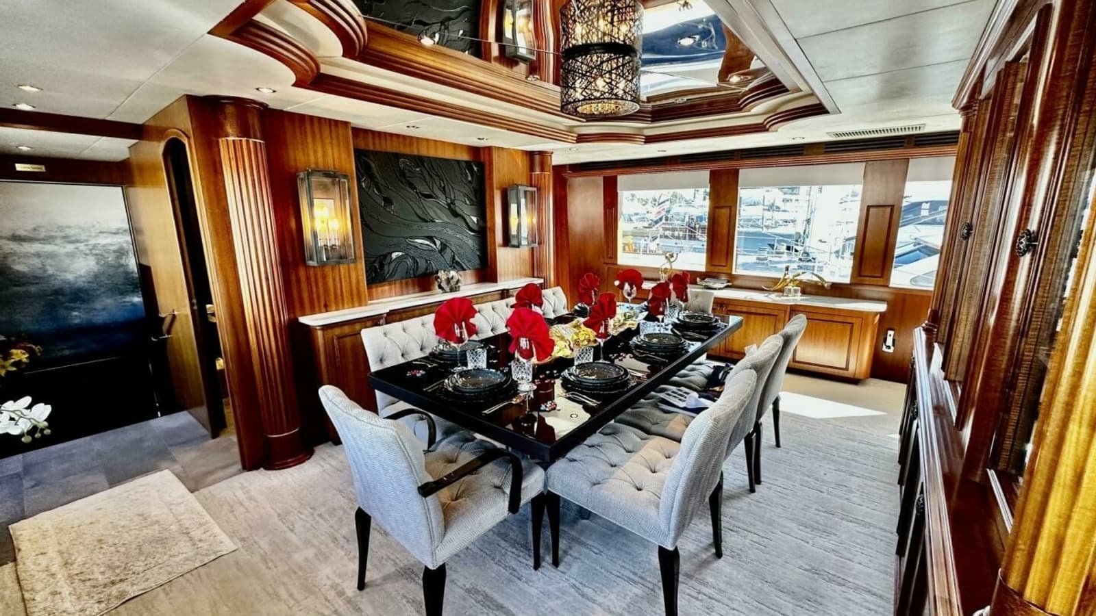 Elegant Dining Salon