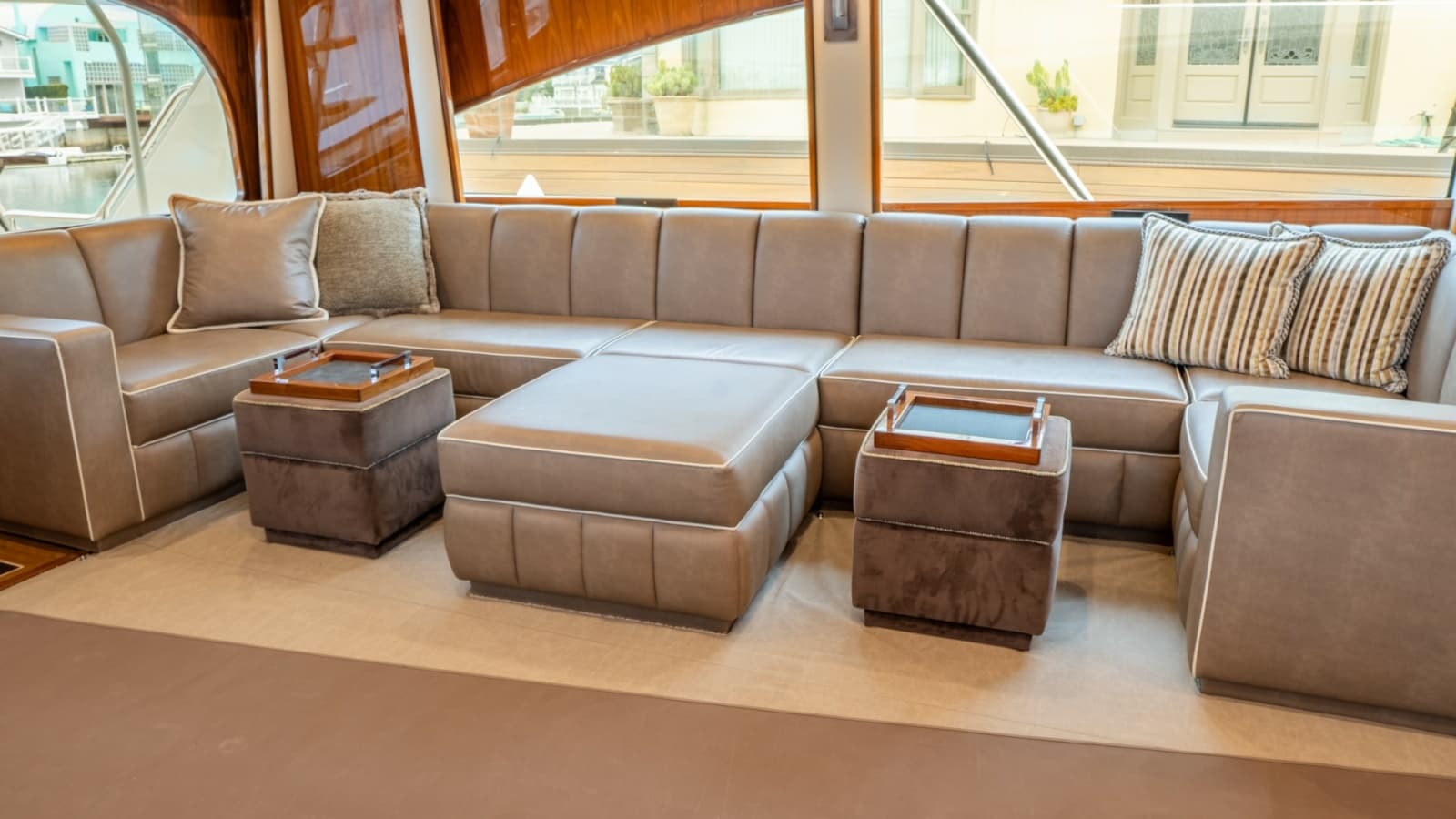 2020 Viking 92 Skybridge "After Midnight"