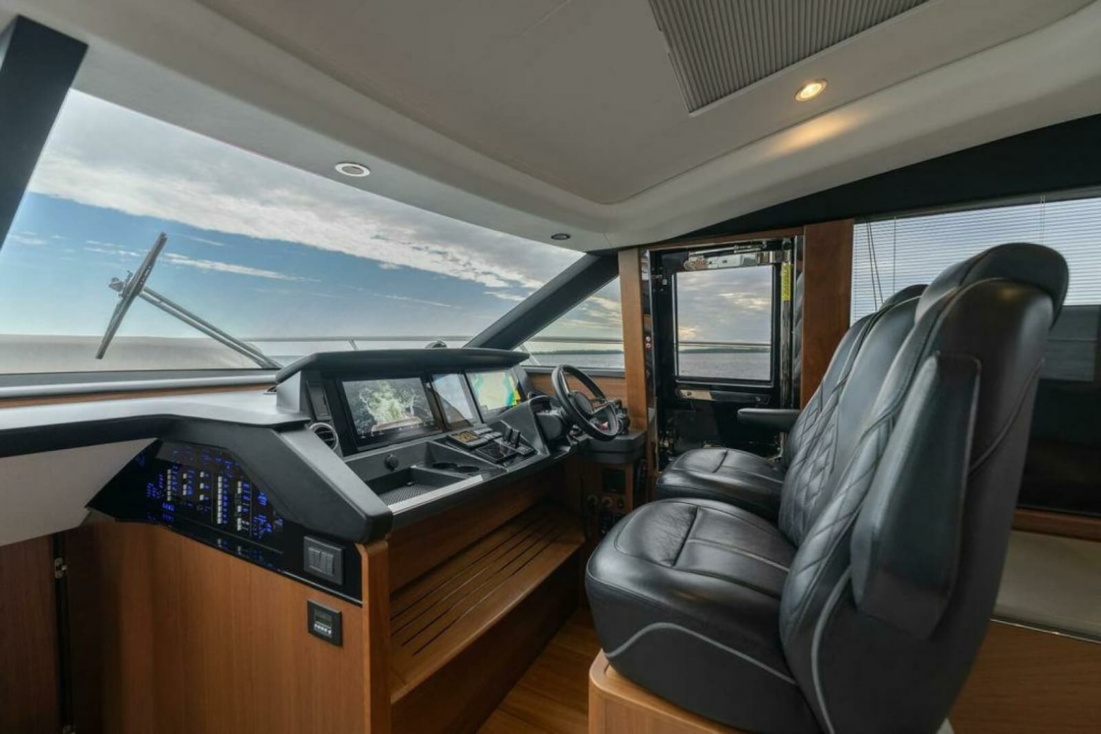 2020 Princess S66