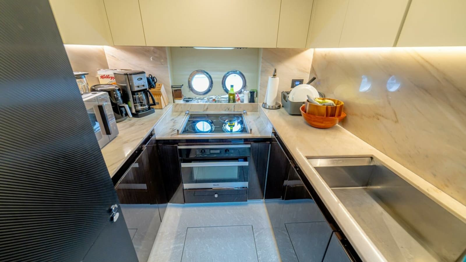 2017 Azimut 77 "Carpe Diem"