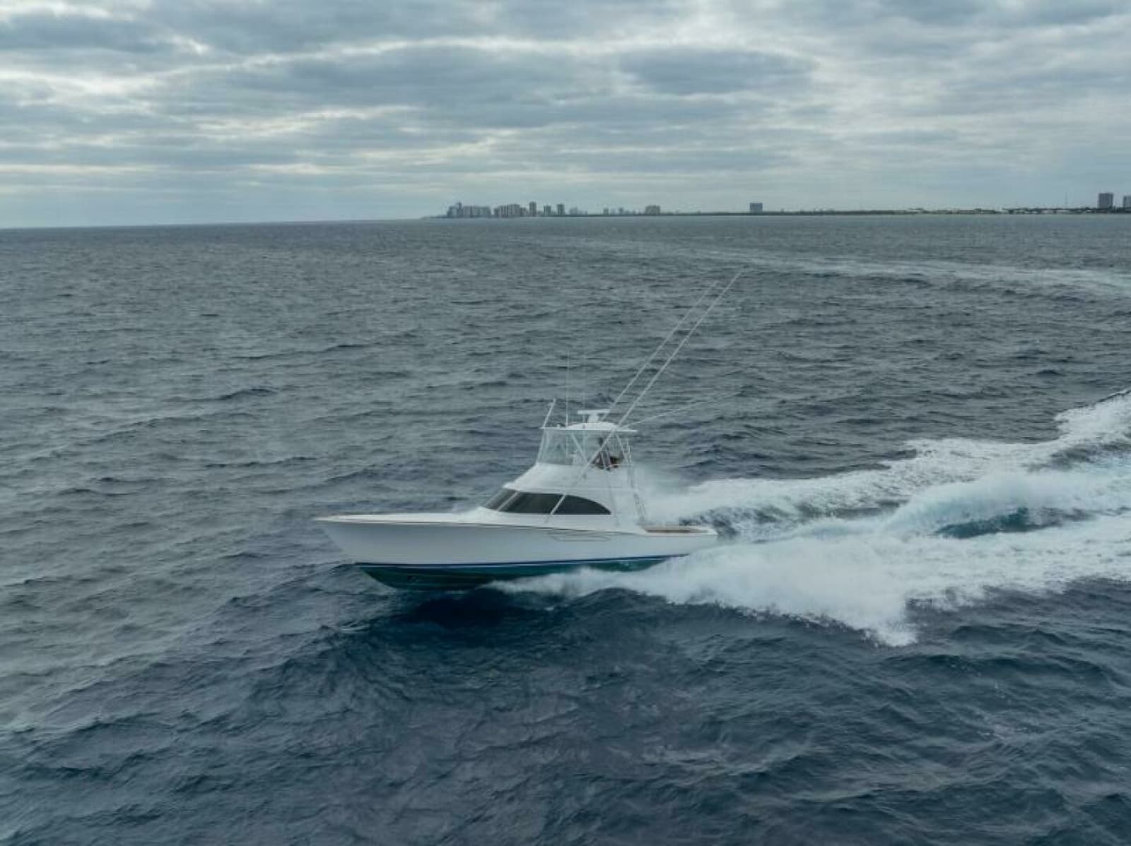 Viking 46 Billfish - Exterior Running Shot