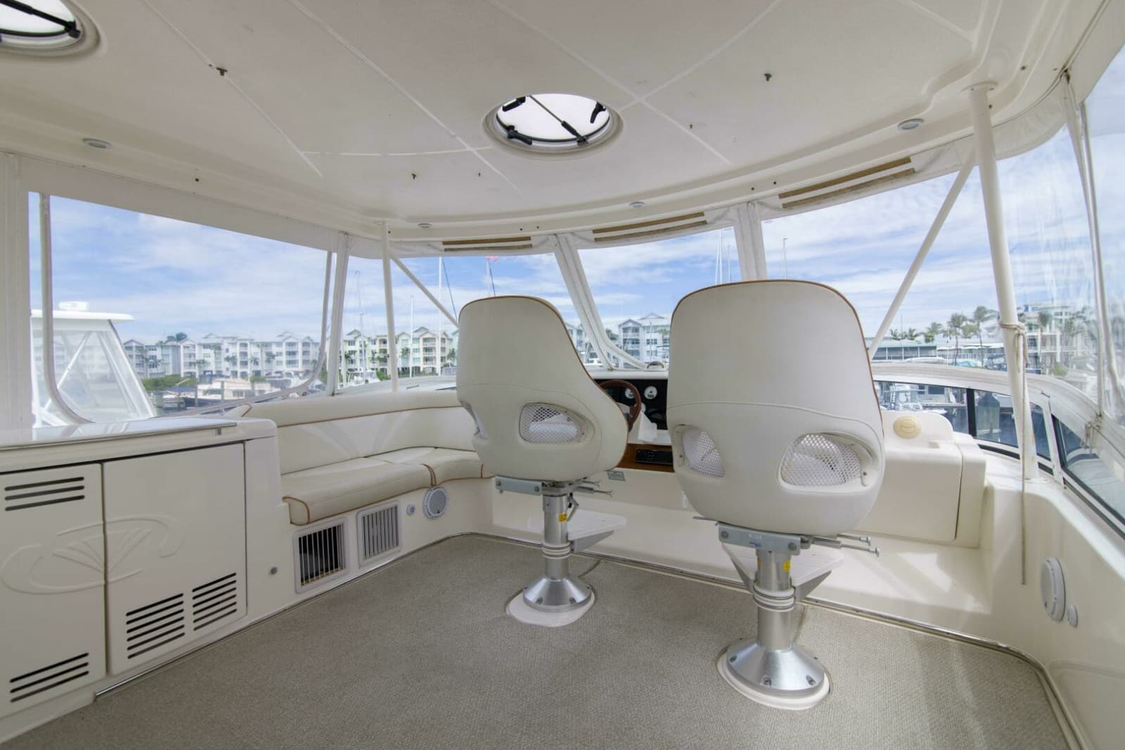 Silverton 52 - Immersed -