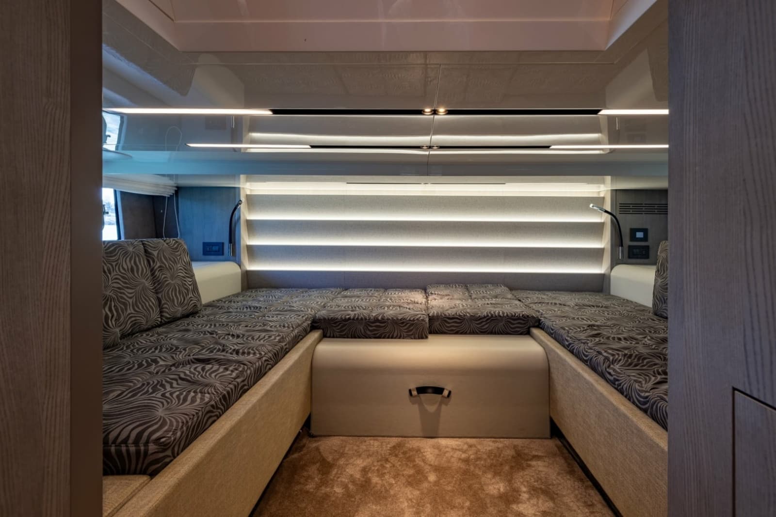 2022 Cranchi A46 Luxury Tender