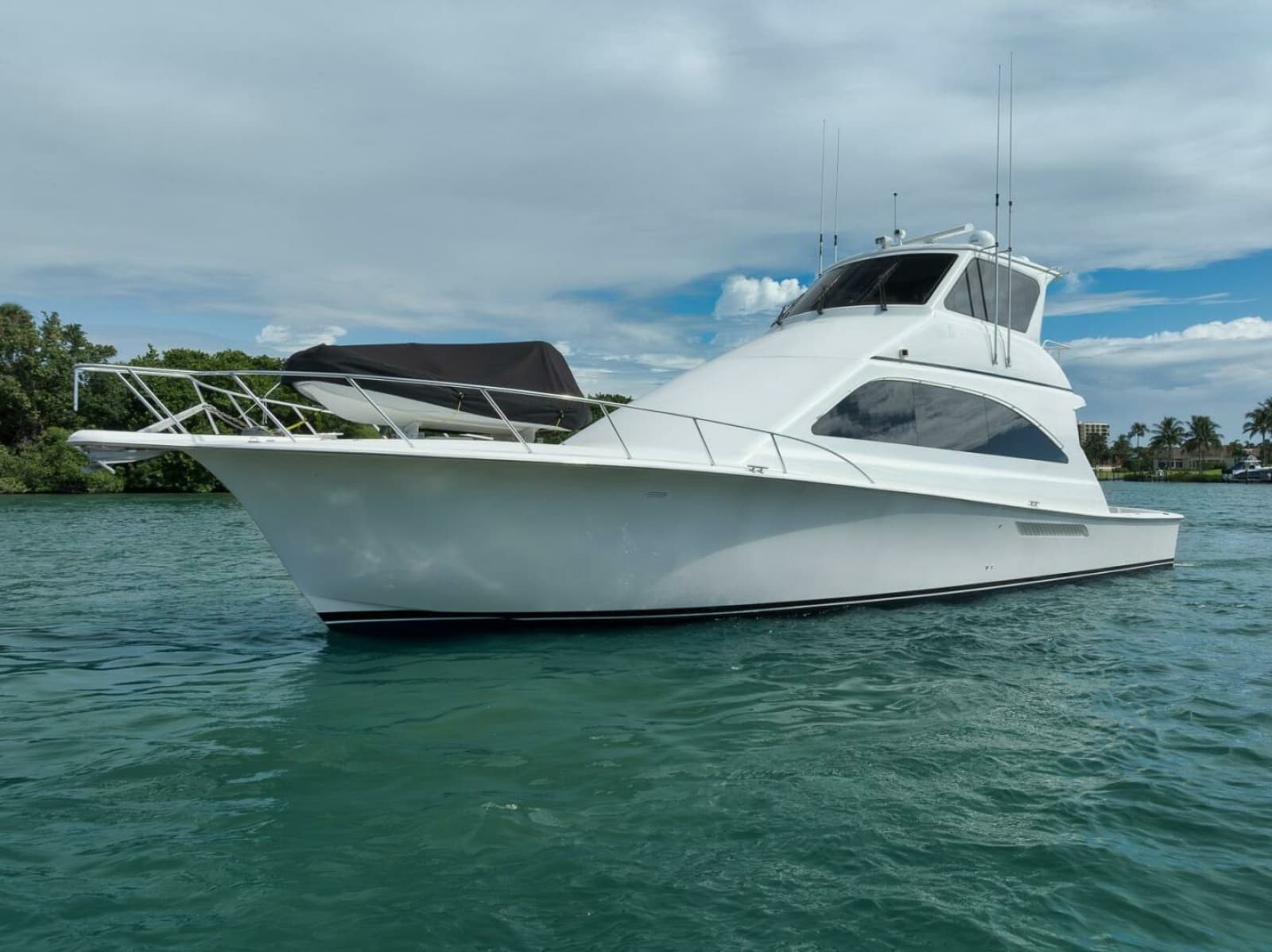 Ocean 57 Positive Attitude - Exterior Profile