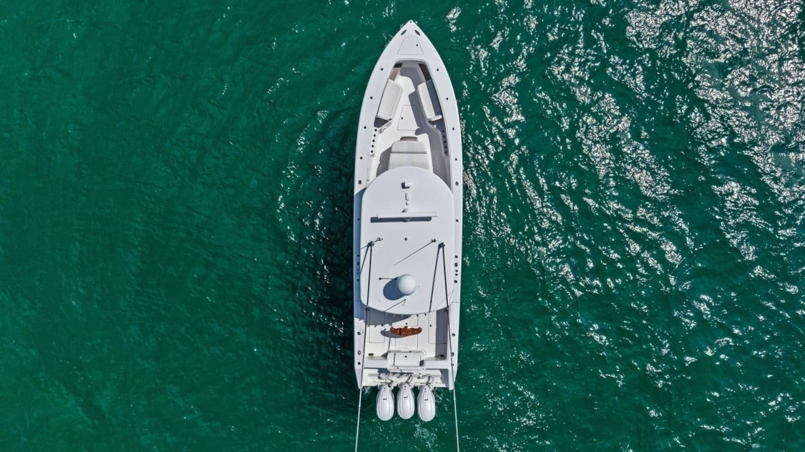 2020 Jupiter 43 SF MENACE Overhead Profile
