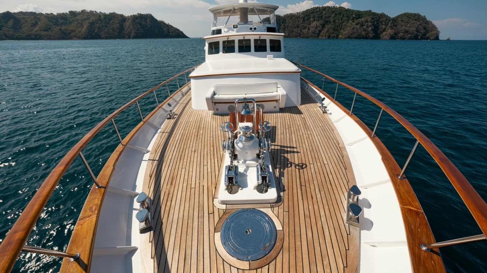 1971 Feadship 101 Anchor and Windlass