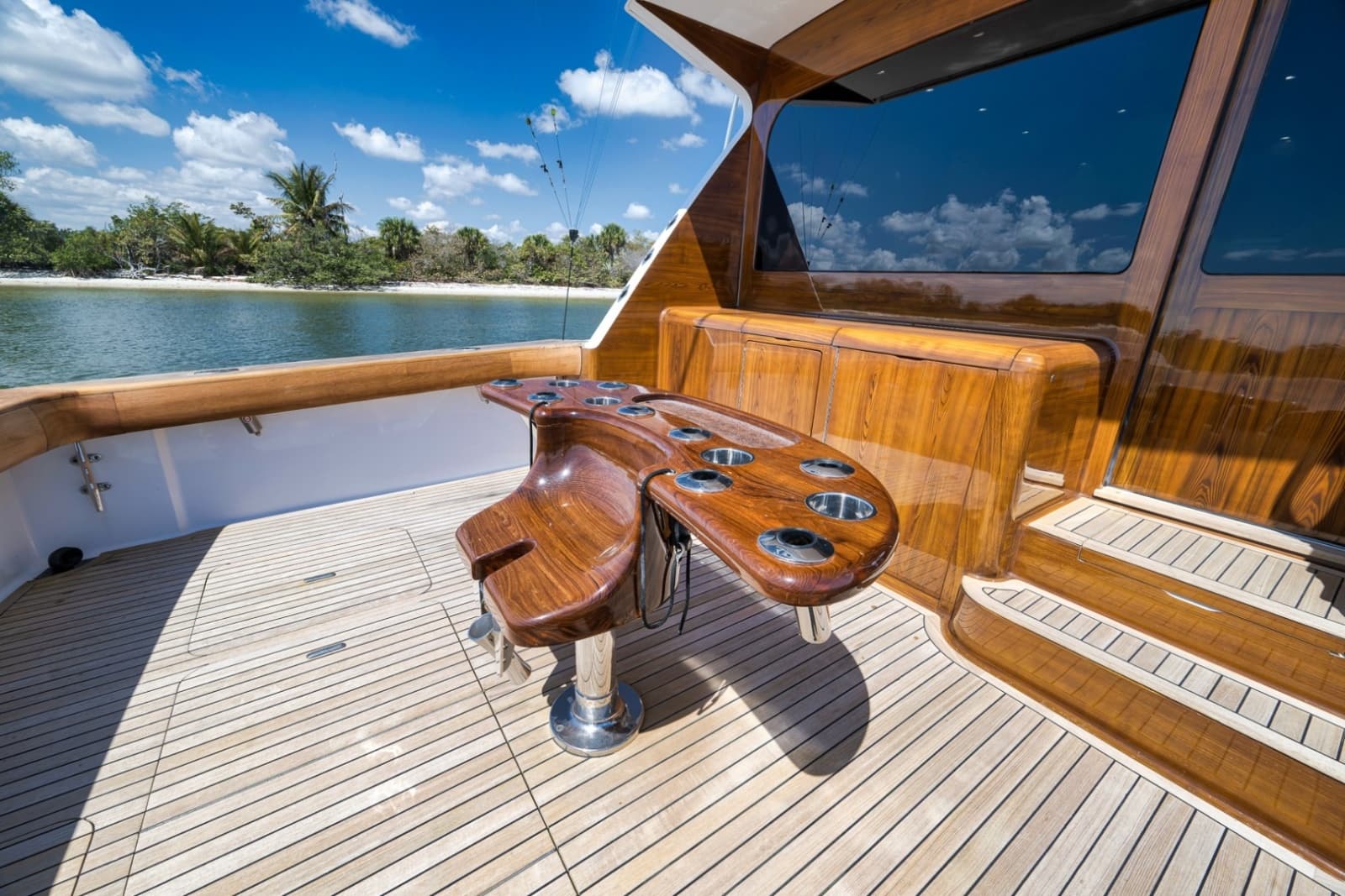 Viking 52 - THE HURRICANE - Cockpit Fighting Chair