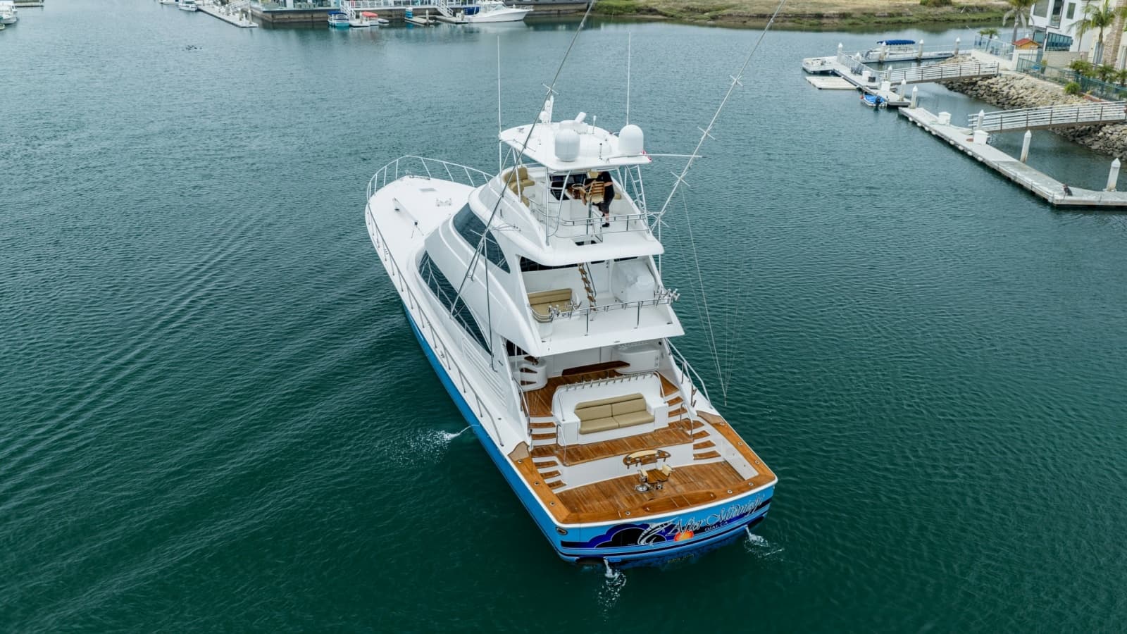 2020 Viking 92 Skybridge "After Midnight"