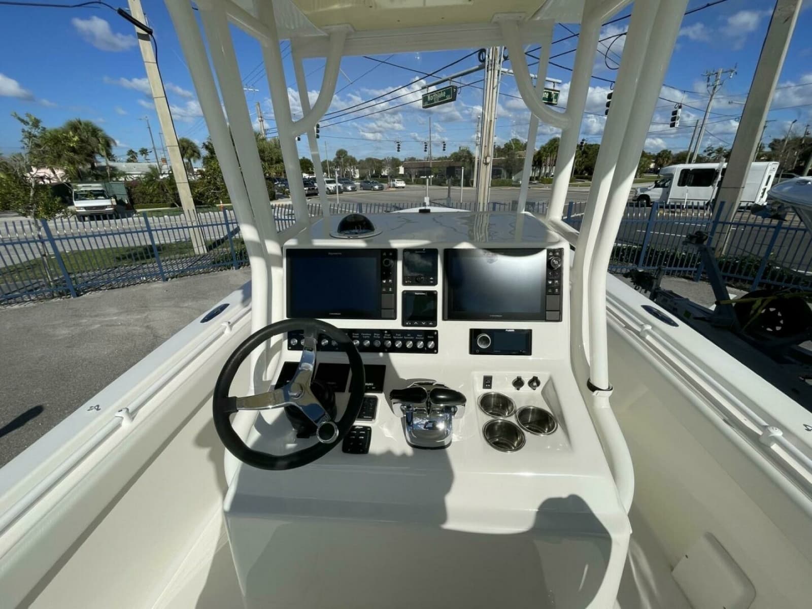 Silverhawk 2700CC - COLLEEN - Helm