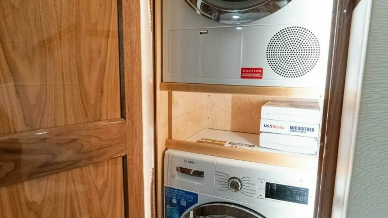 2022 Viking 68 Enclosed Bridge- PIPE DREAM- Laundry