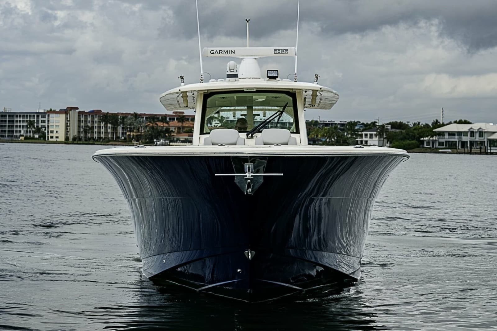 Scout 42 Maizey Blue - Exterior Profile
