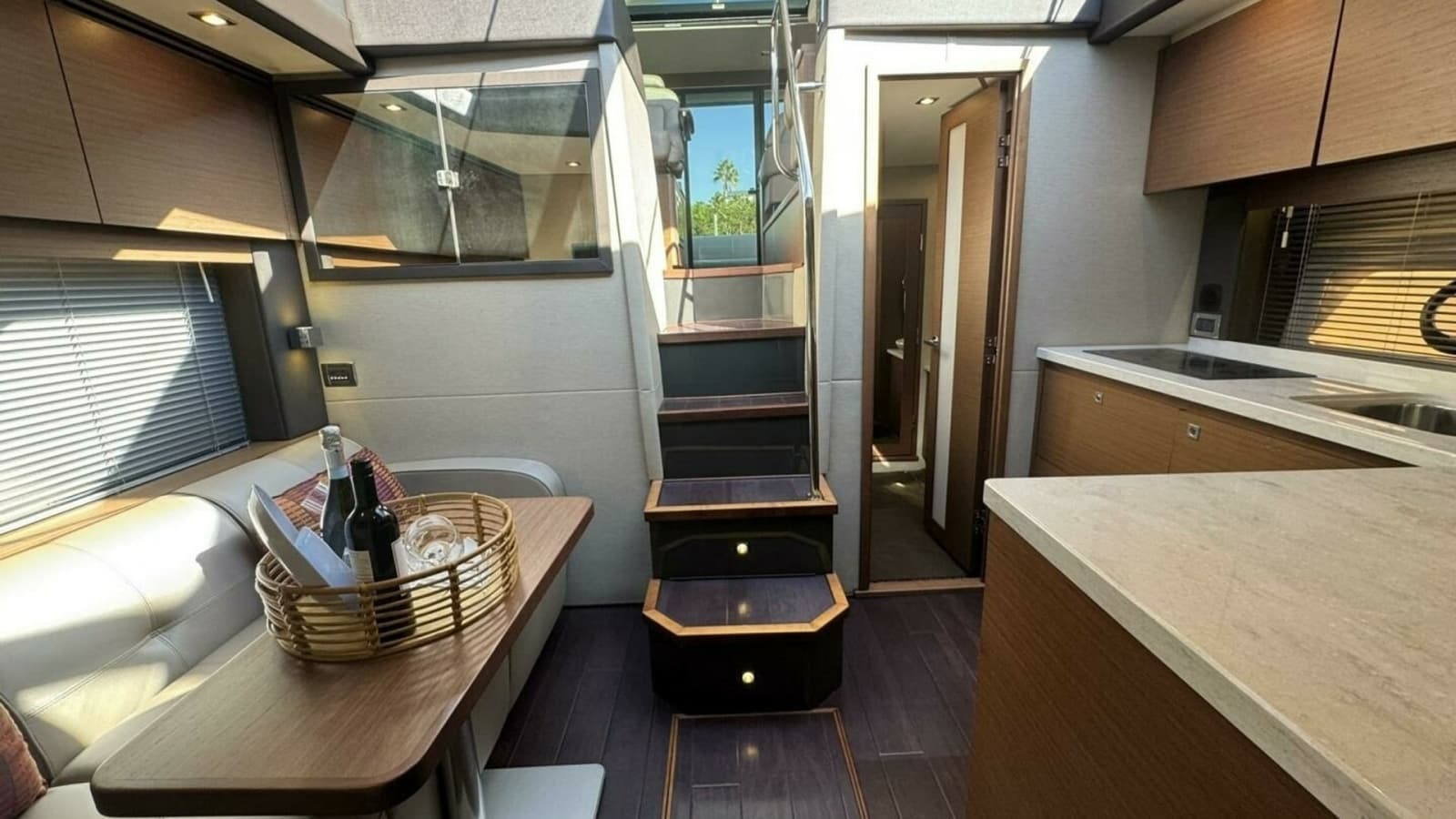 2016 Sea Ray 470 Sundancer 'Lopez Cove II' - Galley Saloon
