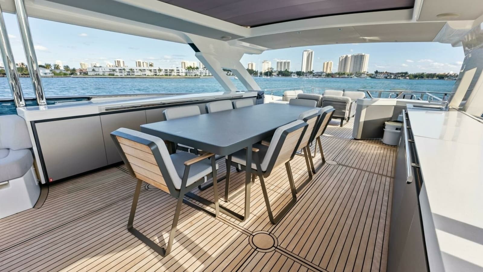 2025 Absolute 75 Navetta