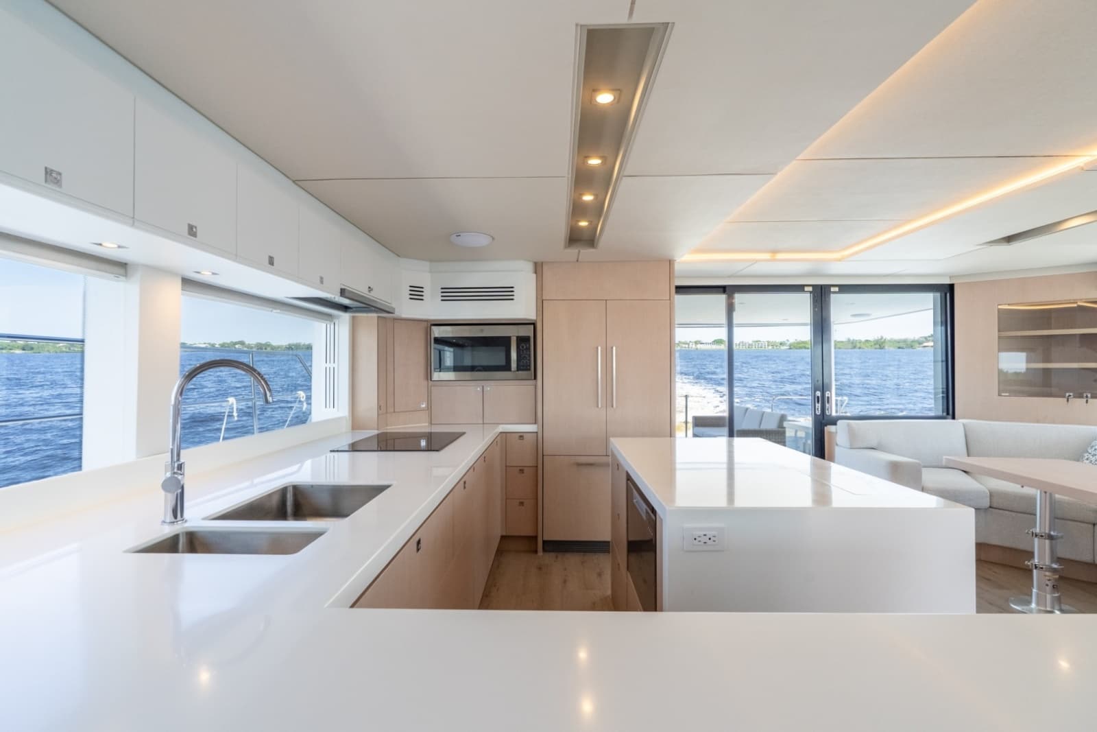 Two Oceans 555-