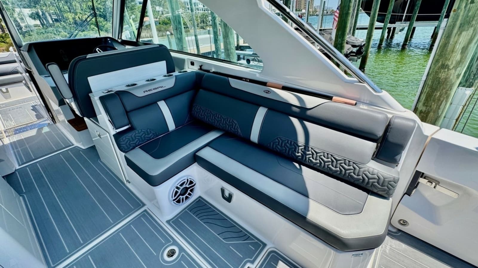 2025 Regal LS36-