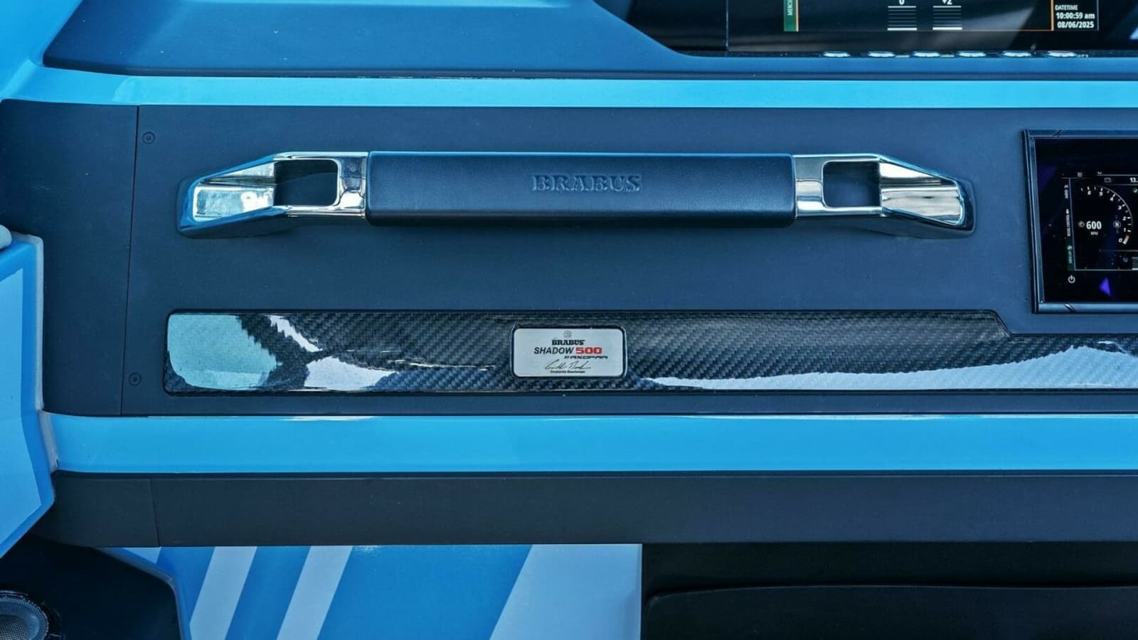 2022 Axopar Brabus Shadow 500 TT - Grab Handle