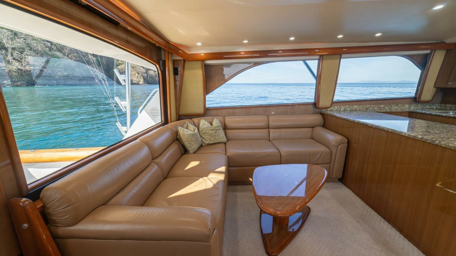 2006 Viking 56 "Scandaloso"