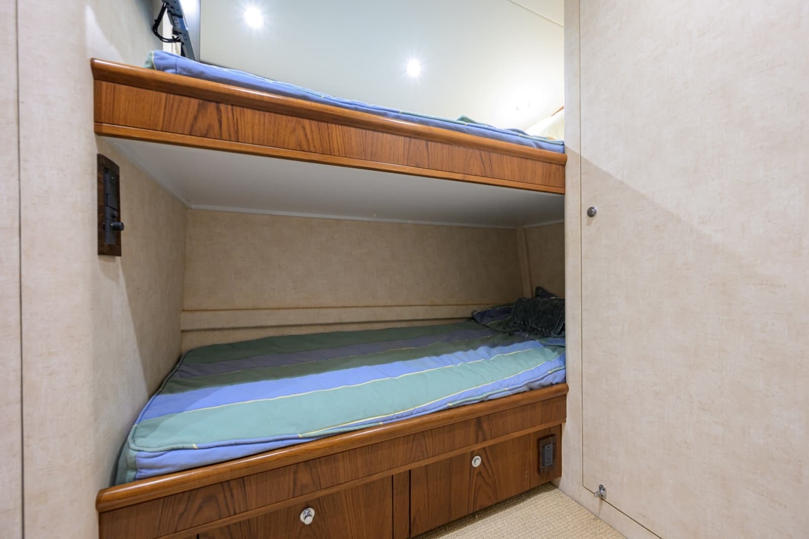Rybovich 60 SIBONEY - Guest Stateroom