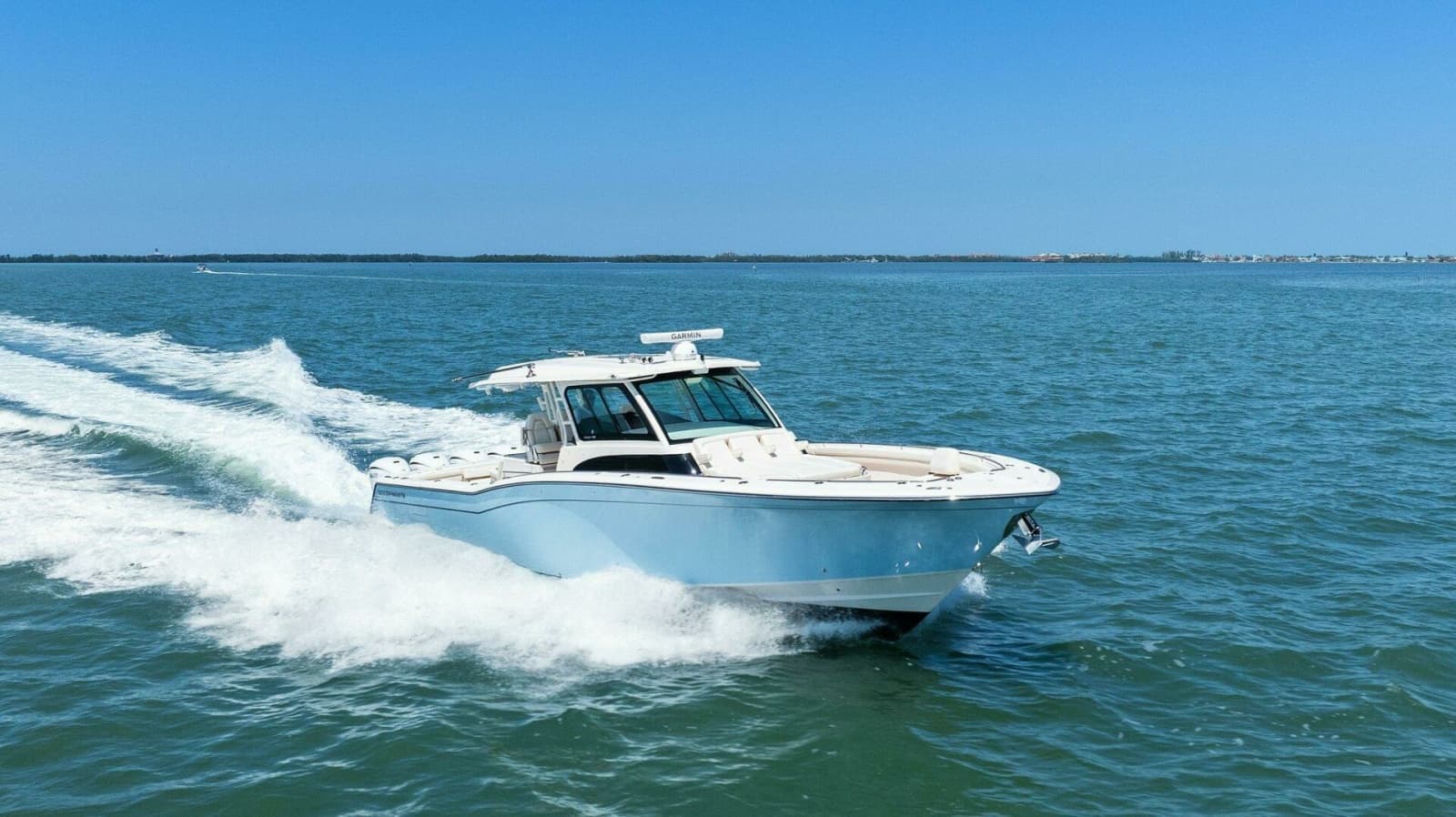 Grady White - Exterior Profile