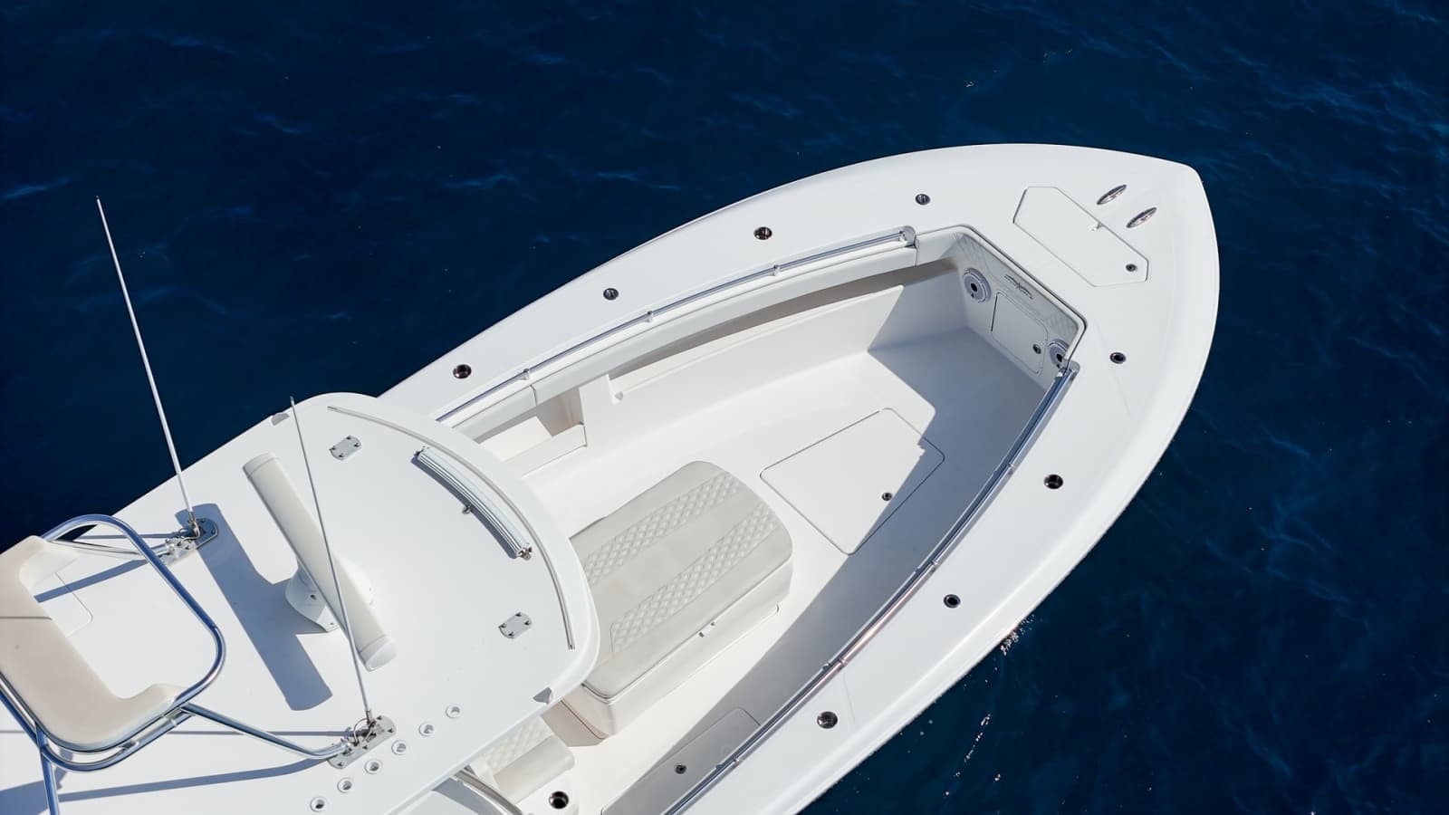 Forward Bow Seating and Deck