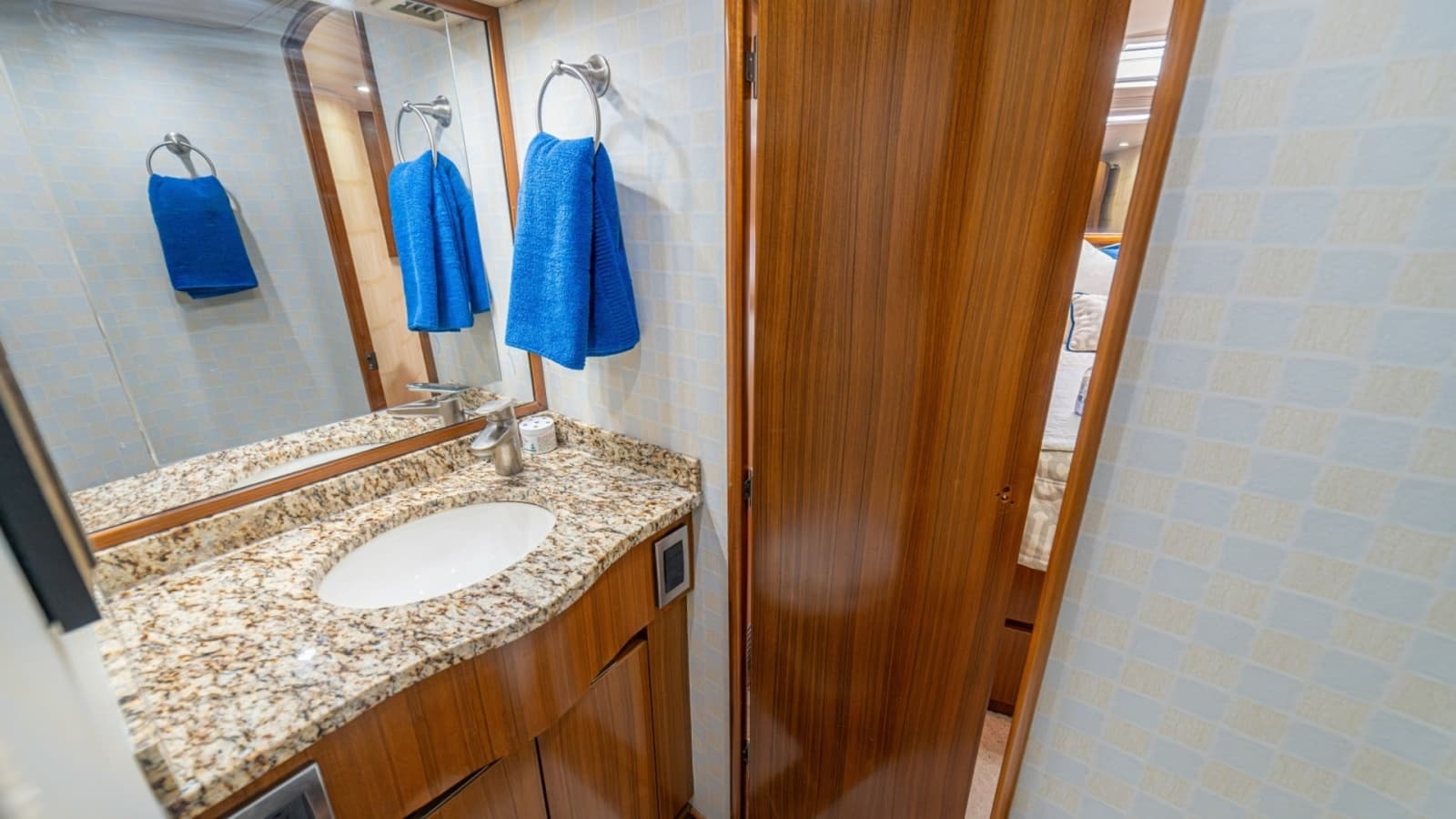 60 Viking Convertible 2012 "Contango"