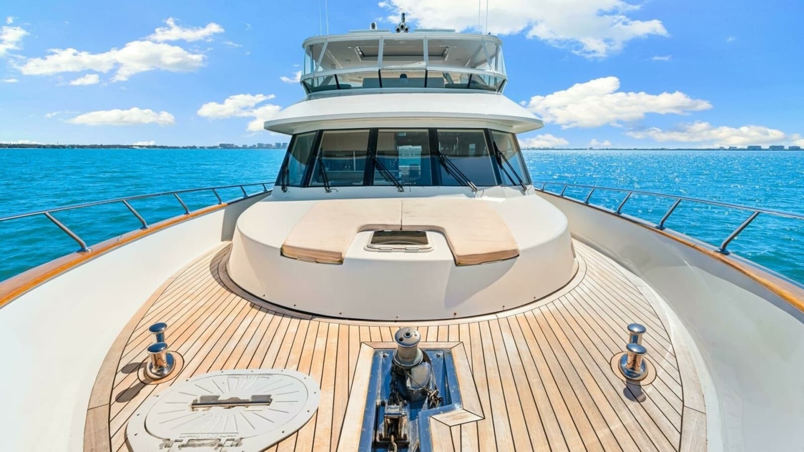 2010 83 Ocean Alexander Motor Yacht 'Relentless'