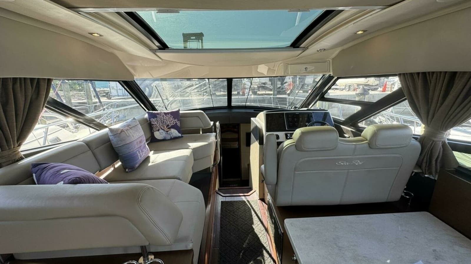 2016 Sea Ray 470 Sundancer 'Lopez Cove II' - Sette