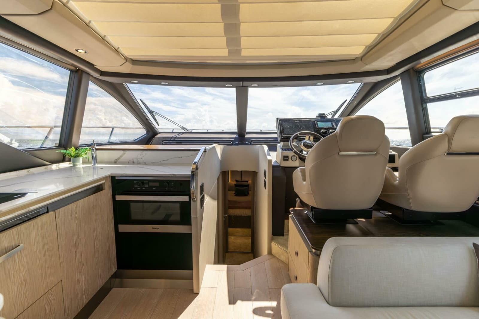 Azimut 60 - Azure - Helm