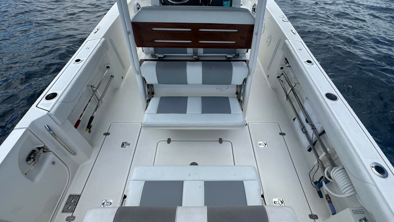 2022 Pursuit S288-