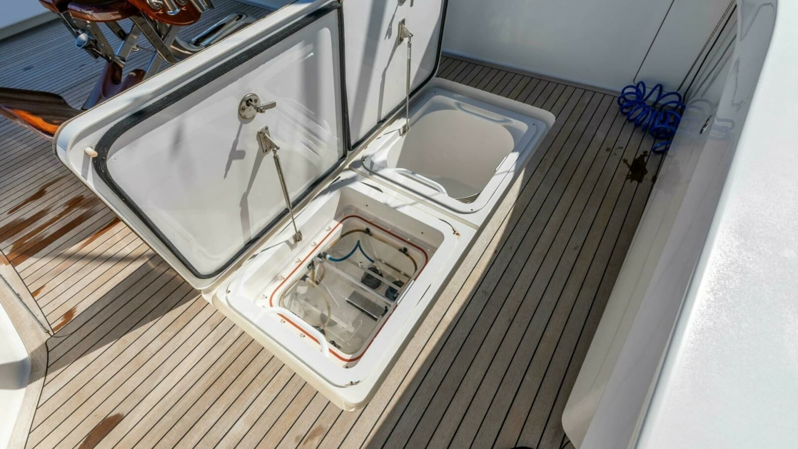 2013 Viking 76 Convertible- REEL FIRE- Cockpit Storage